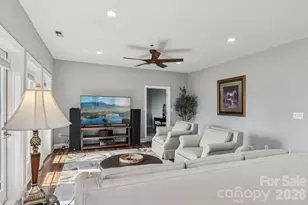 475 S Church St, Hendersonville, NC 28792 - Photo 4