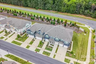 11310 Bartrams Wy, Charlotte, NC 28278 - Photo 32