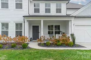 13832 Water Ter Dr, Huntersville, NC 28078 - Photo 2