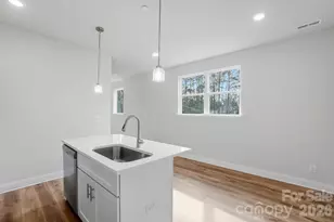 339 Gray Dr, Charlotte, NC 28213 - Photo 24