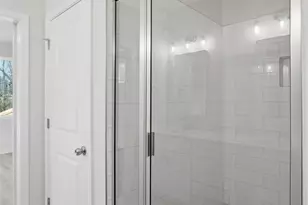 339 Gray Dr, Charlotte, NC 28213 - Photo 14