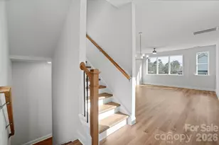 339 Gray Dr, Charlotte, NC 28213 - Photo 38