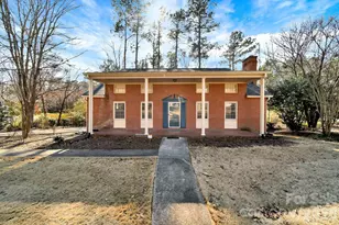 1125 Hawthorne Rd, Lancaster, SC 29720 - Photo 2