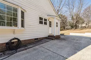 9927 Alden Glen Dr, Charlotte, NC 28269 - Photo 34