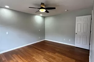 3819 Raintree Dr, Greensboro, NC 27407 - Photo 28