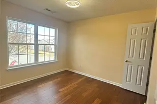 3819 Raintree Dr, Greensboro, NC 27407 - Photo 4