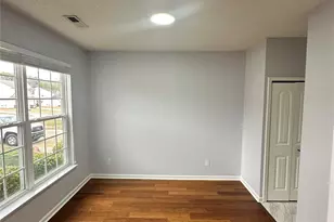 3819 Raintree Dr, Greensboro, NC 27407 - Photo 10