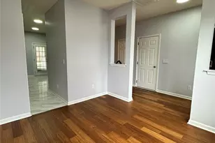 3819 Raintree Dr, Greensboro, NC 27407 - Photo 12