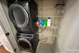 3819 Raintree Dr, Greensboro, NC 27407 - Photo 14