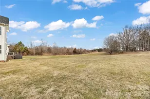 1060 Dublin Ct, China Grove, NC 28023 - Photo 2