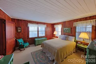 71 Norfolk Ln, Laurel Park, NC 28739 - Photo 16