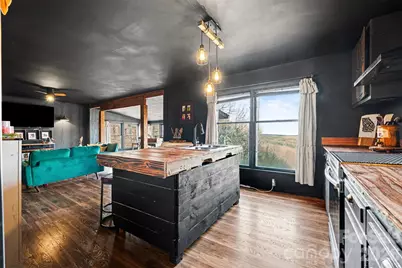 5475 Pine Ridge Drive, Connelly Springs, NC 28612 - Photo 10