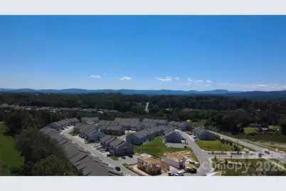 358 Creekview Road, Hendersonville, NC 28792 - Photo 2