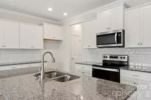 358 Creekview Rd, Hendersonville, NC 28792 - Photo 8