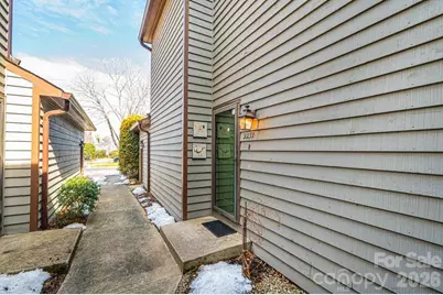 2231 6th Street NW #16, Hickory, NC 28601 - Photo 2