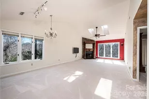 2231 6th St NW, Hickory, NC 28601 - Photo 6