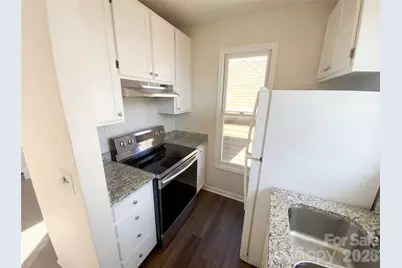 1101 E Morehead Street #33, Charlotte, NC 28204 - Photo 2