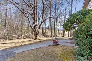 193 Freedom Rd, Hendersonville, NC 28792 - Photo 4