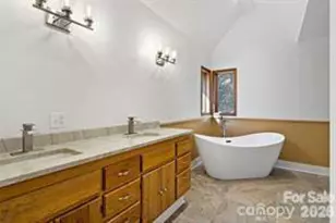 249 Starlin Mountain Rd, Bakersville, NC 28705 - Photo 20