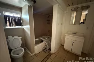 1818 N Rankin Ave, Newton, NC 28658 - Photo 10