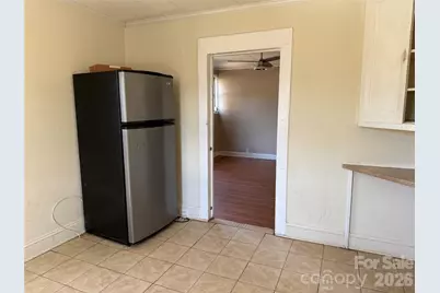 1818 N Rankin Avenue, Newton, NC 28658 - Photo 6