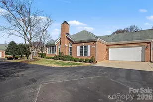 8327 Olde Troon Dr, Charlotte, NC 28277 - Photo 4