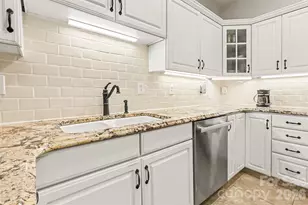 8327 Olde Troon Dr, Charlotte, NC 28277 - Photo 16