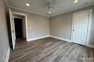 4926 Ardenwoods Dr, Charlotte, NC 28215 - Photo 22