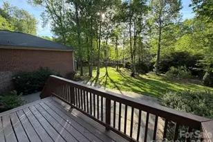 4926 Ardenwoods Dr, Charlotte, NC 28215 - Photo 2