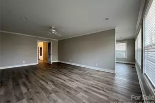 4926 Ardenwoods Dr, Charlotte, NC 28215 - Photo 12