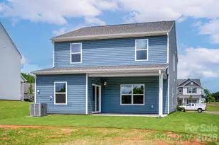 3634 Narrow Ln, Charlotte, NC 28215 - Photo 2