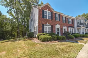 3029 Misty Harbor Cir, Cramerton, NC 28032 - Photo 2