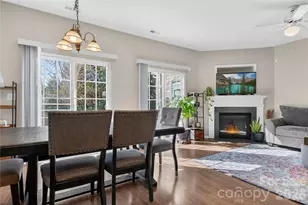 2715 Early Flight Dr, Charlotte, NC 28262 - Photo 8