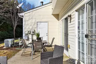 2715 Early Flight Dr, Charlotte, NC 28262 - Photo 26