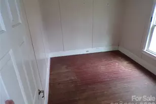 202 Honor Ln, Hendersonville, NC 28792 - Photo 20