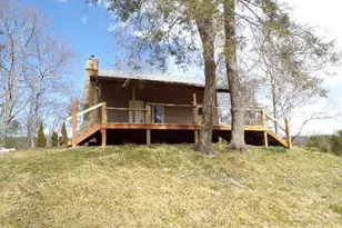 202 Honor Ln, Hendersonville, NC 28792 - Photo 2