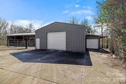 735 Macedonia Road, Asheville, NC 28804 - Photo 6