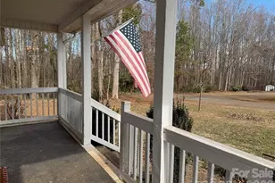 309 Mel Ln, Crouse, NC 28033 - Photo 4