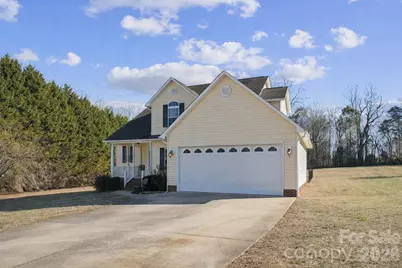 143 Maple Ridge Circle, Salisbury, NC 28147 - Photo 4