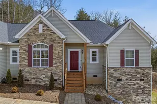 258 Crystal Heights Dr, Hendersonville, NC 28739 - Photo 6