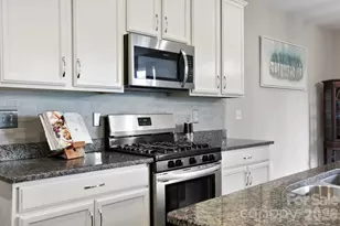 258 Crystal Heights Dr, Hendersonville, NC 28739 - Photo 12