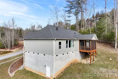 258 Crystal Heights Drive, Hendersonville, NC 28739 - Photo 34