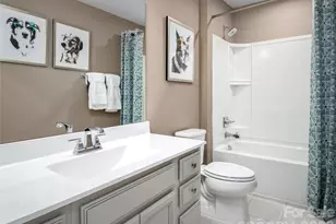 2064 Fernway Dr, Charlotte, NC 28216 - Photo 16