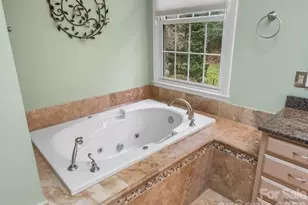 112 Parkland St, Morganton, NC 28655 - Photo 16