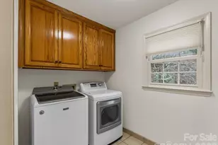 112 Parkland St, Morganton, NC 28655 - Photo 18