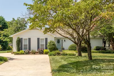 108 Surfside Lane, Mooresville, NC 28117 - Photo 2