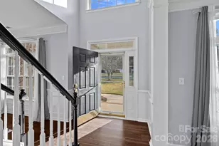 2017 Foxwood Ct, Fort Mill, SC 29707 - Photo 2