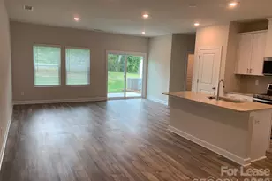 2605 Greenmarket Dr, Charlotte, NC 28217 - Photo 4