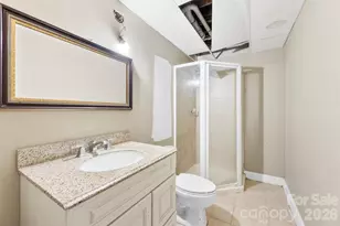 11608 Long Forest Dr, Charlotte, NC 28269 - Photo 14