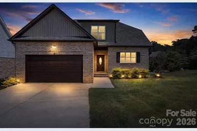 1033 12th Avenue Drive NW, Hickory, NC 28601 - Photo 1